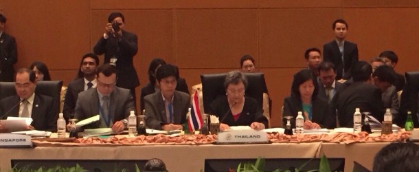 ผลการประชุมคณะมนตรีประชาคมเศรษฐกิจอาเซียน (AEC Council) ครั้งที่ 13 และการประชุมด้านเศรษฐกิจอื่นๆ